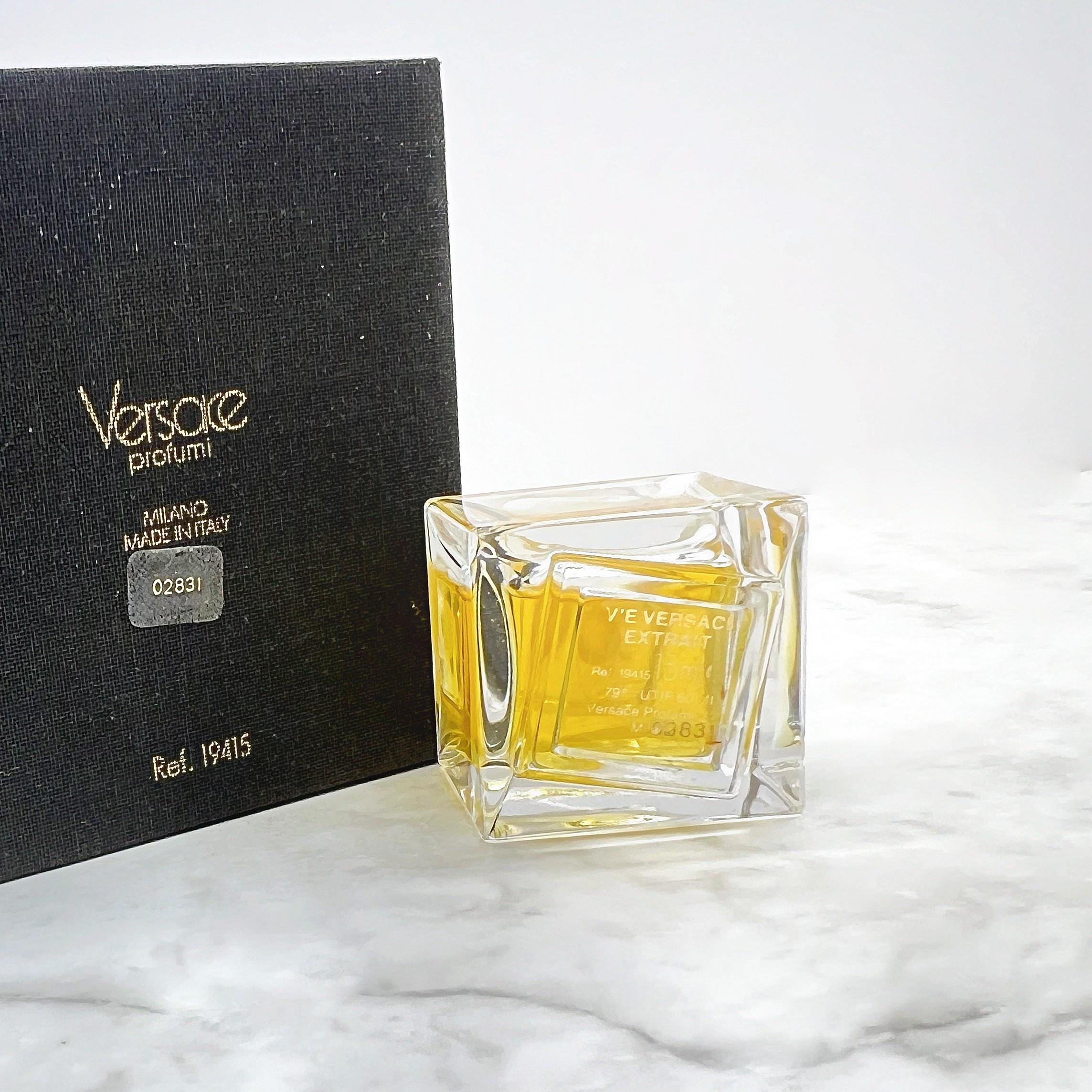 ヴィンテージ V'E ヴェルサーチ 香水 エクストラ - 1980年代 女性用