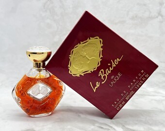 大人も着やすいシンプルファッション Lalique  - 香水(女性用)