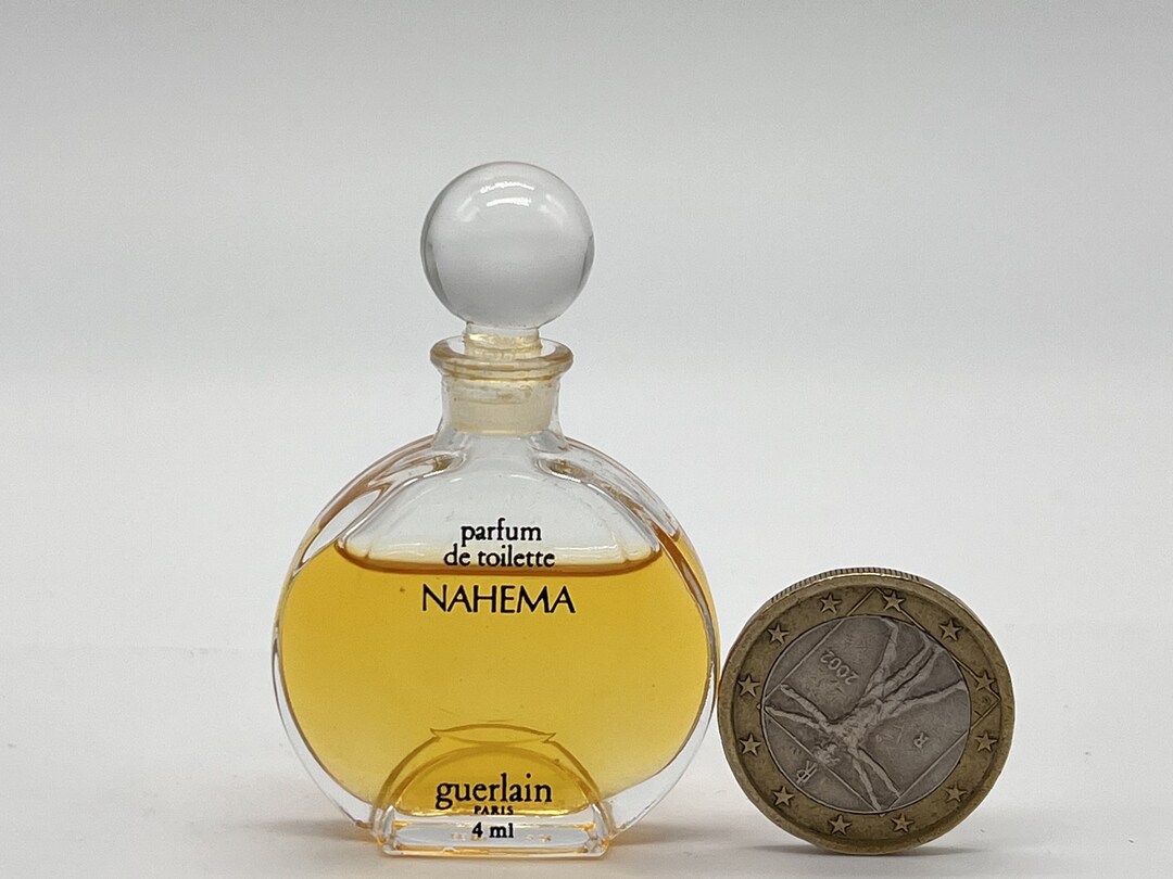 GUERLAIN NAHEMA PARFUM ゲランナエマ7.5ml 廃盤レア GUERLAIN NAHEMA PARFUM ゲランナエマ7.5ml 廃盤レア GUERLAIN NAHEMA