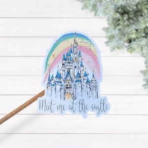 Disneyland Inspirierte Meet Me At the Castle Wasserfester Thermal Vinyl Aufkleber, Disney Fan Geschenk, Magic Kingdom Lap Top Aufkleber