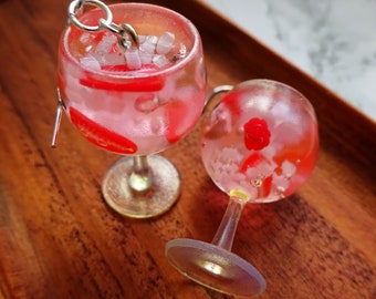 Rosa Cocktail Ohrringe - Getränk - Gin Ohrhänger - Gemischte Frucht Cocktails - Einzigartige Ohrhänger - Miniatur Essen - Alkohol Ohrringe