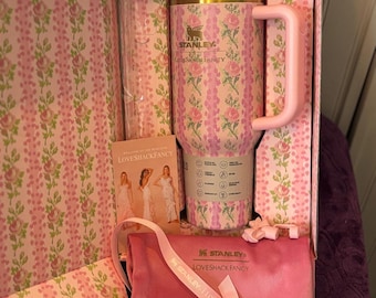 Love Shack Fancy Quencher-beker 40 oz