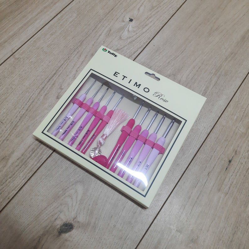 Tulip Pink Etimo Rose Cushioned Crochet Hook Set Etsy UK
