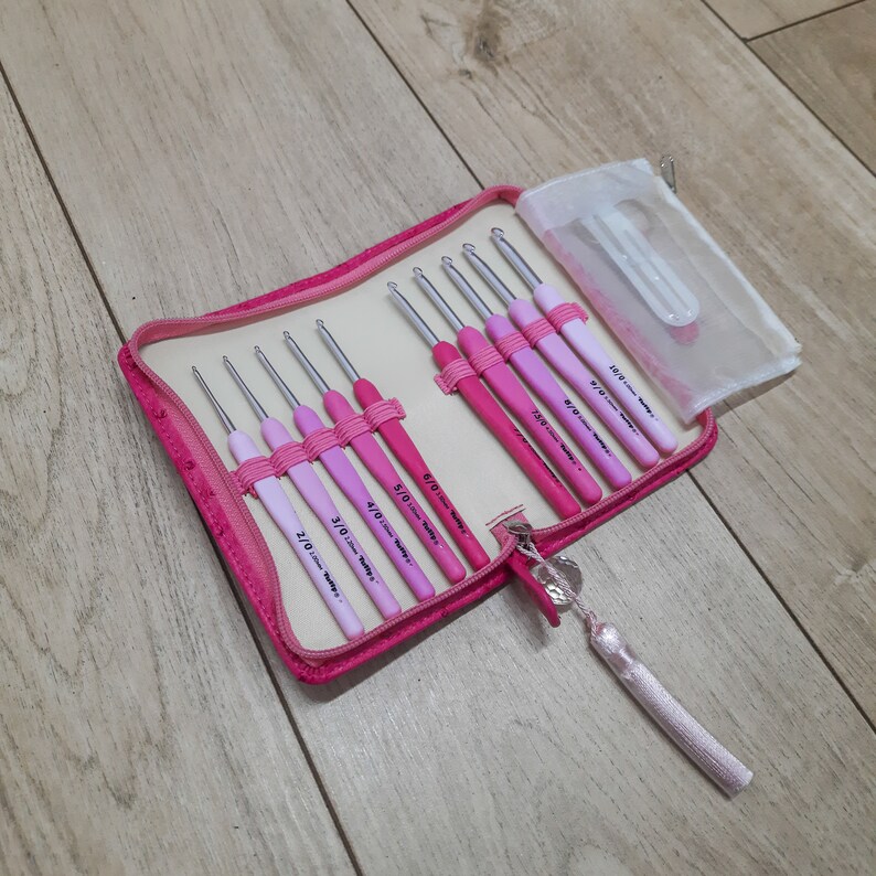 Tulip Pink Etimo Rose Cushioned Crochet Hook Set Etsy UK