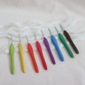 Clover Amour Crochet Hook