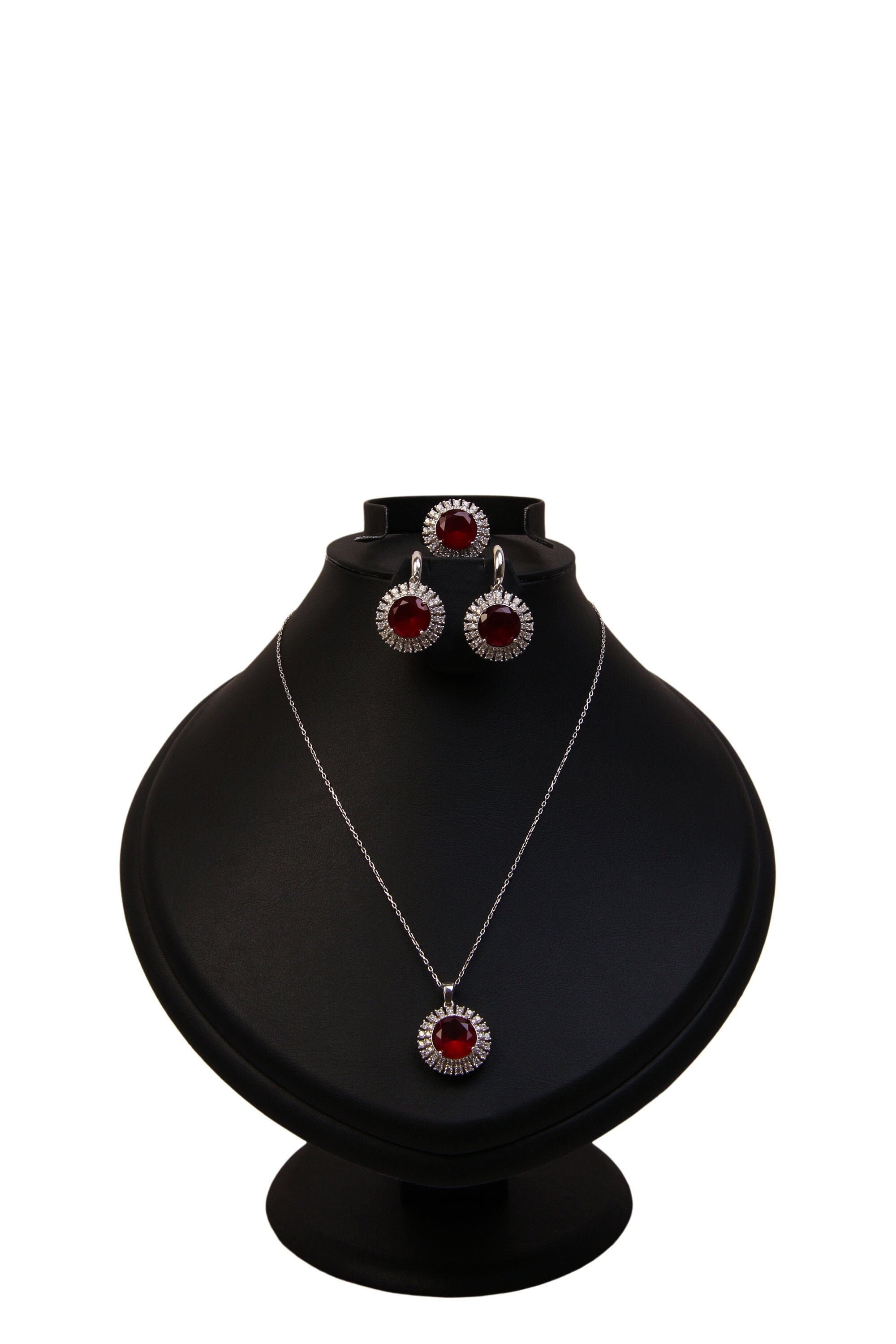 ruby stone pendant set
