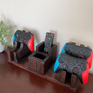Gamer Controllers & Remote Holder! image 2