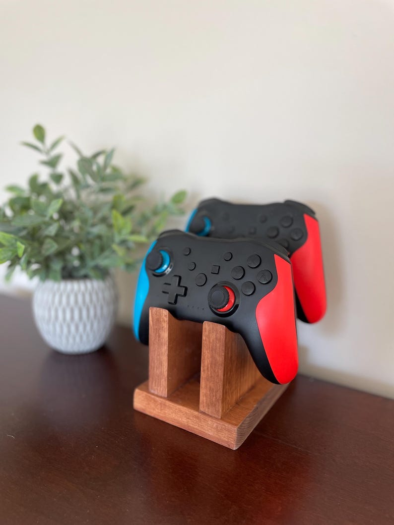 Gamer Controllers & Remote Holder! 2 Controllers