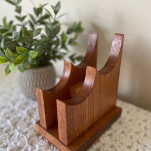 Gamer Controllers & Remote Holder! image 9