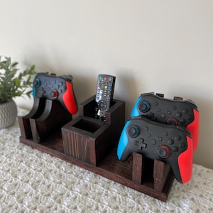 Gamer Controllers & Remote Holder!