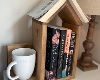 Book Nook: ¡mini estantería y marcador de posición!