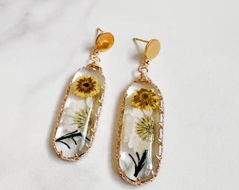White & Yellow Pressed Flower Resin Earrings