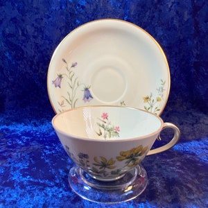 Vintage Krautheim Selb Wiesengrund und Bergeshöh&#39;n Tea Cup and Saucer Set, Pattern Scene K.