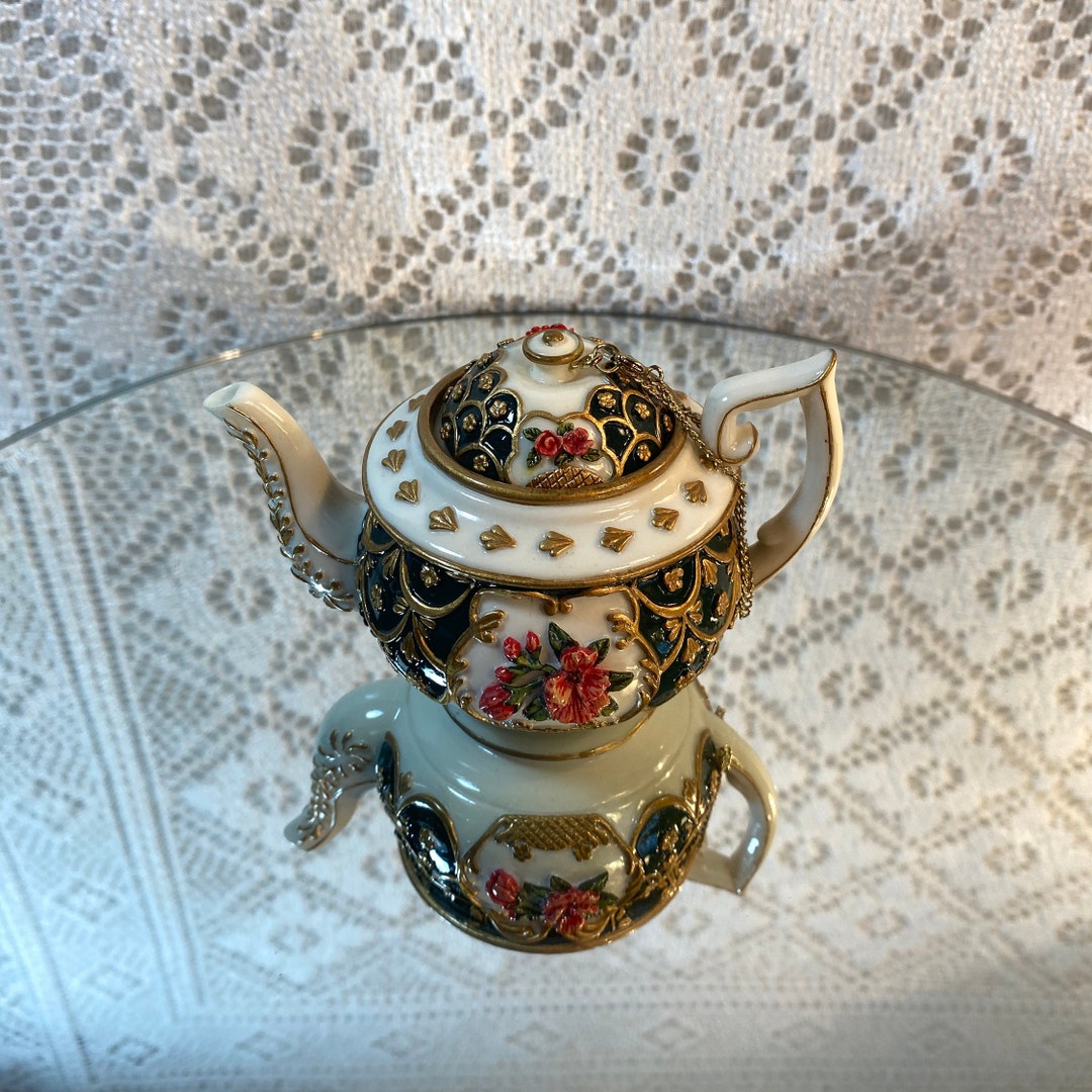 Vintage Victorian Style Nini Teapot Etsy