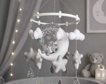 Móvil neutro para cuna / Móvil de luna y estrellas / Decoración infantil con elefantes / Móvil de fieltro hecho a mano / Regalo para baby shower / Habitación infantil neutra en cuanto al género