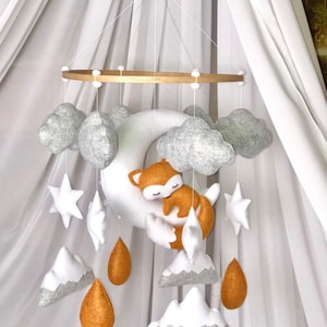 Baby mobile Fox mobile moon - Woodland mobile - Animals mobile - Woodland baby shower gift - Fox Woodland nursery decor - Crib mobile