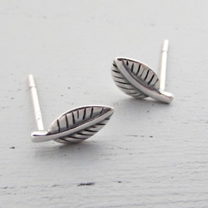 Sterling Silver 925 Leaf Stud Earrings, Tiny Leaf Design Silver 925 Earrings, Small Silver Leaf Stud Earrings, Leaf Earrings, Leaf Jewellery