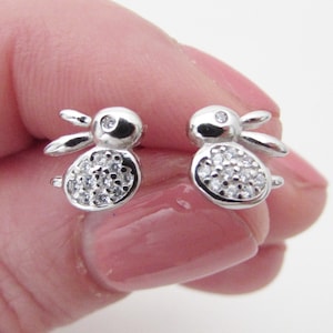 Sterling Silber Hase Ohrstecker mit Kristallen: Osterschmuck, Kindergeschenk