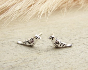 Tiny Sterling Silver 925 Dove Bird Earrings, Small Silver Love Bird Earrings, Dove Stud Earrings, Small Simple Bird Stud Earrings