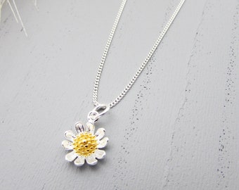 Sterling Silver Daisy Flower Pendant Necklace, Daisy Design Silver 925 Necklace, Small Yellow Daisy Flower Necklace Gift for Friend