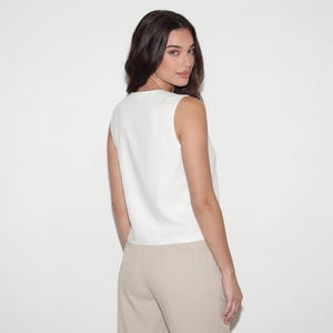 Naaipatroon voor een vest met strik aan de voorkant | Patroon voor een zomertop met strik voor dames | Patroon voor een vest met strik aan de voorkant | Eenvoudig naaipatroon voor beginners | Maten XS - XXXL afbeelding 3