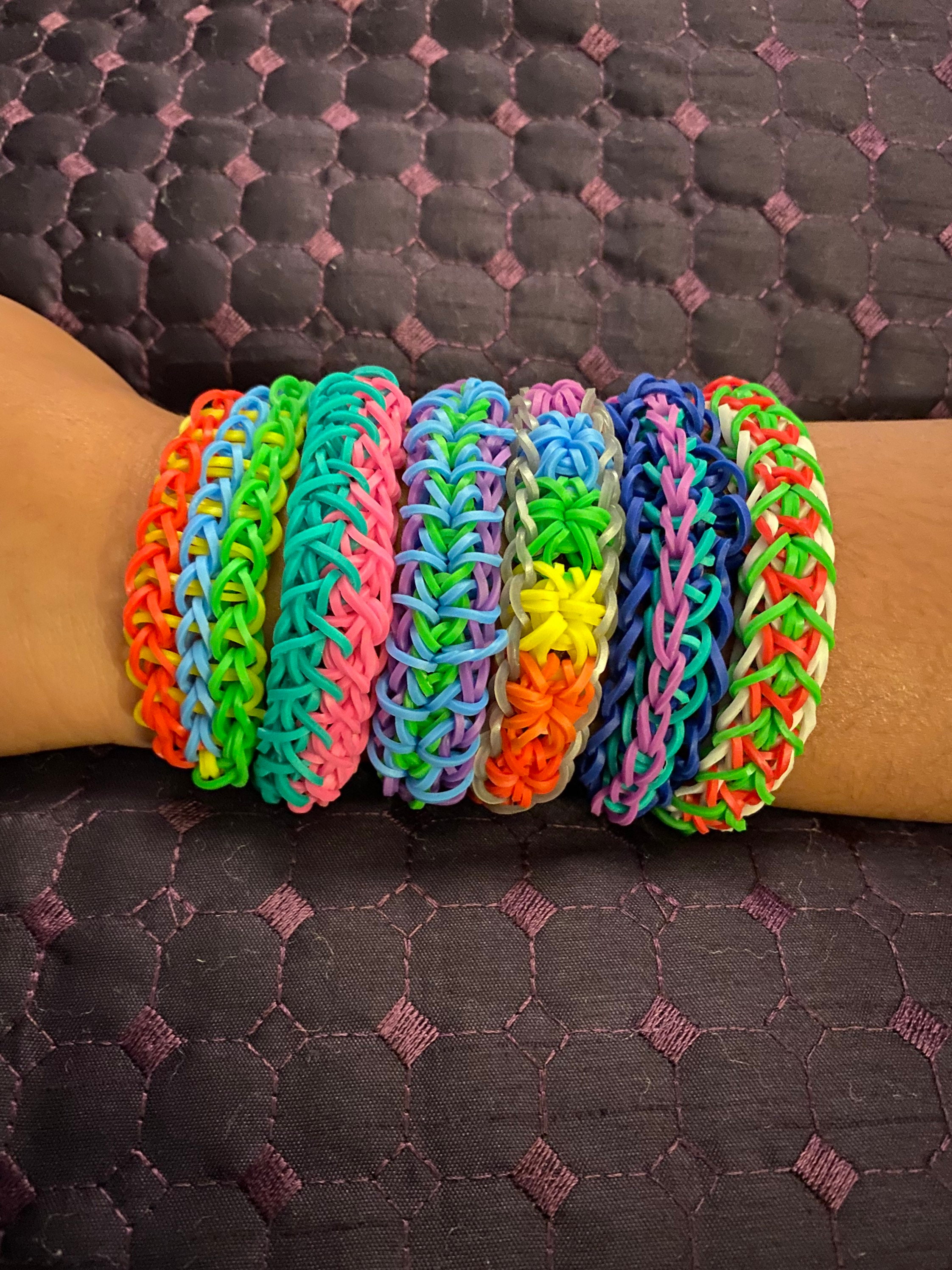 Rubber Band Bracelets Colorful and Customizable 