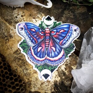 Autocollant Cecropia Moth | Autocollant d’art imperméable à l’eau | Autocollant en vinyle brillant de haute qualité pour les journaux, les carnets de notes, les classeurs, les ordinateurs portables et plus encore!