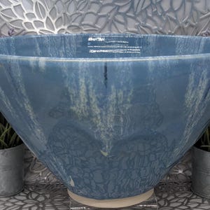 He ge hand thrown and trimmed footed 5 quart porcelain bowl in Oasis blue and white with blue drips, 11x6.5