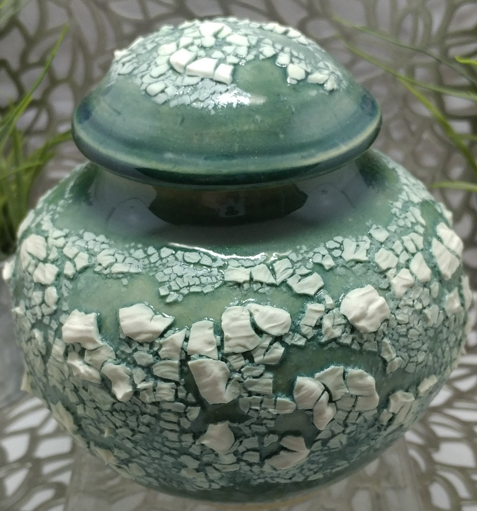Hand Thrown Japanese Jar With Lid in Jade and White Crawl Etsy