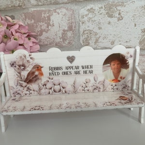 Erinnerungsbank, kleine Dekorationsbank, In Erinnerung an, Acrylbank, personalisierte Erinnerungsbank Foto, Erinnerungsgeschenk
