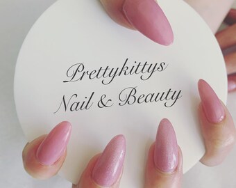 Personalized Nailfie Disc: Salon Logo Prop, Nail Tech Accessory