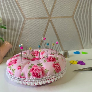 Sewing Flower Pin Cushion, Sewing essentials, Gift for sewing/needle crafters, Sewing needle cushion, Sewing accessory, Pin Cushion, Sewing