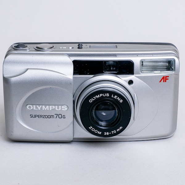 Olympus Super Zoom 70G Compact Camera Camera AF Zoom 38-70mm f/4.5-8.9 Lens