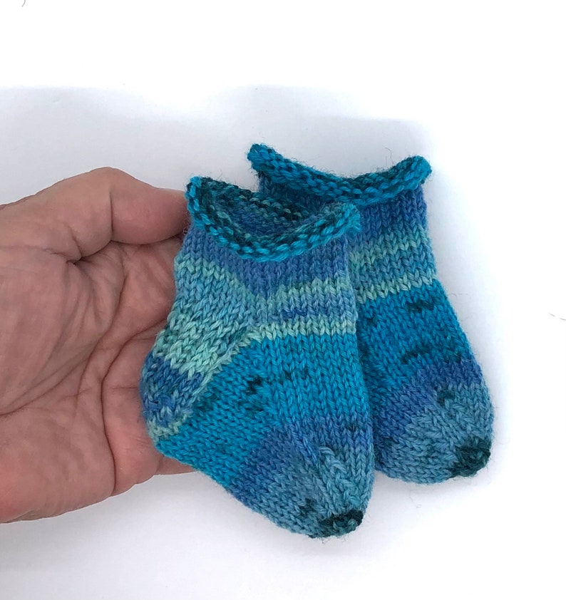 Baby Knit Socks, 0-3 months, ankle sock, Infant Sock, Baby Gift, Knit Baby Booties, Warm sock, Newborn gift, Shower gift, knit socks babies afbeelding 9