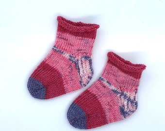 Baby Knit Socks, 0-3 months, ankle sock, Infant Socks, Baby Girl Gift, Knit Baby Booties,  Newborn gift, Shower gift, knit socks babies