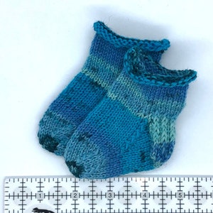 Baby Knit Socks, 0-3 months, ankle sock, Infant Sock, Baby Gift, Knit Baby Booties, Warm sock, Newborn gift, Shower gift, knit socks babies afbeelding 2