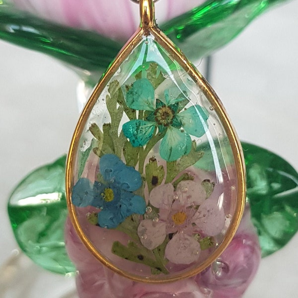 Pendentif petites fleurs P-090