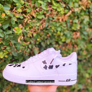 Estampado personalizado Nike Air Force 1 Black And White Cow | Etsy México