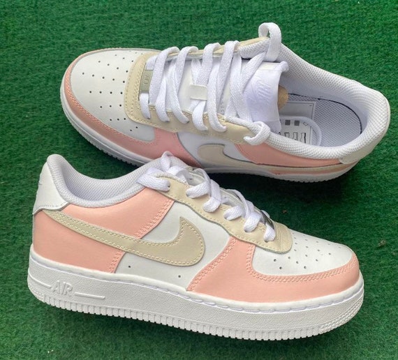 tan and pink af1