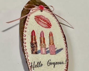 Precioso adorno en rodajas de madera