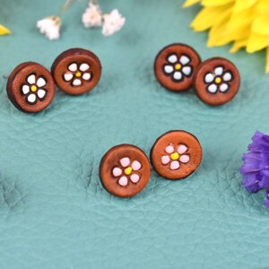 Flower Stud Earrings, Tiny Earrings, Flower Earrings Set, Nickel Free Earrings, Leather Earrings, Flower Earrings, Cute Flower Earrings