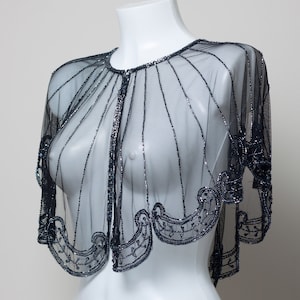 Perlen besetzter 20er Jahre Bolero / schwarz graues glänzendes Abendcape / Pailletten Ponchos Kleid abdecken
