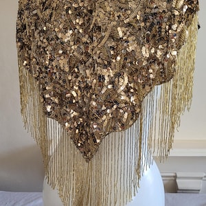 Beaded special occasion shrug / Gold shiny evening capelet / Sequin Ponchos Wedding Epauletes/Stunning/Handgemachtes Vintage-Schultertuch