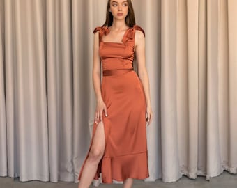 how to style a midi bodycon dress Green Ribbed Spaghetti Strap Bodycon Midi Dress Large