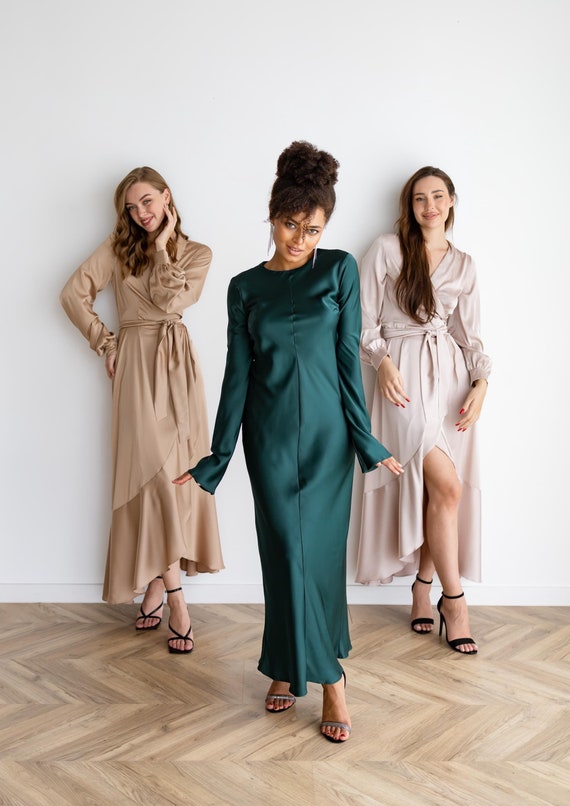 green emerald velvet dress White Long Sleeve Fit & Flare Cocktail Dress main image 1