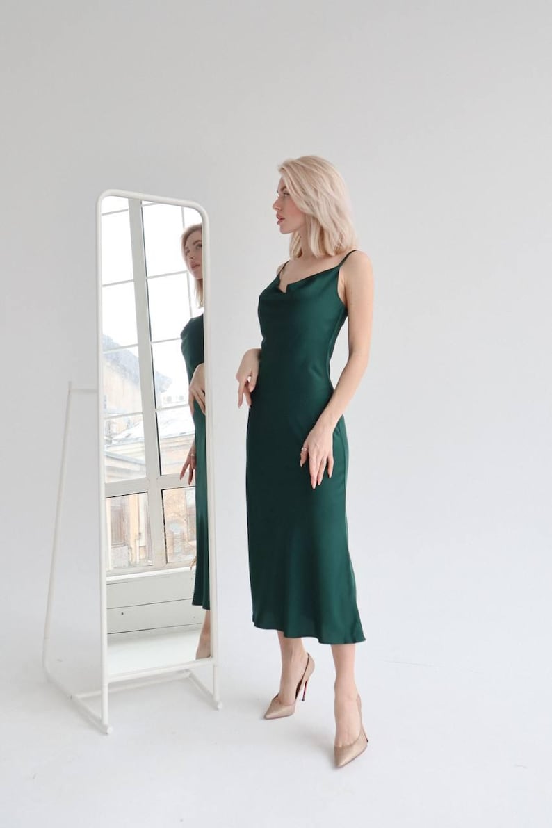Violet silk slip midi dress Dark purple off shoulder straps back Elegant dress special occasion Dress bridesmaid wedding slip Kelly dress Emerald