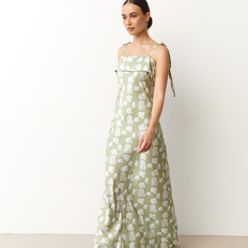 Sage green dress Satin green dress Bridesmaid dresses long Satin floral dresses Tube Bridesmaid dress Maxi gown Guest outfit Fiona dress