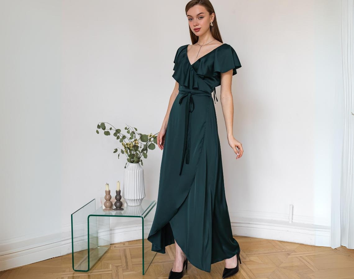 emerald green prom dress modest Dark hoco dresses 2023