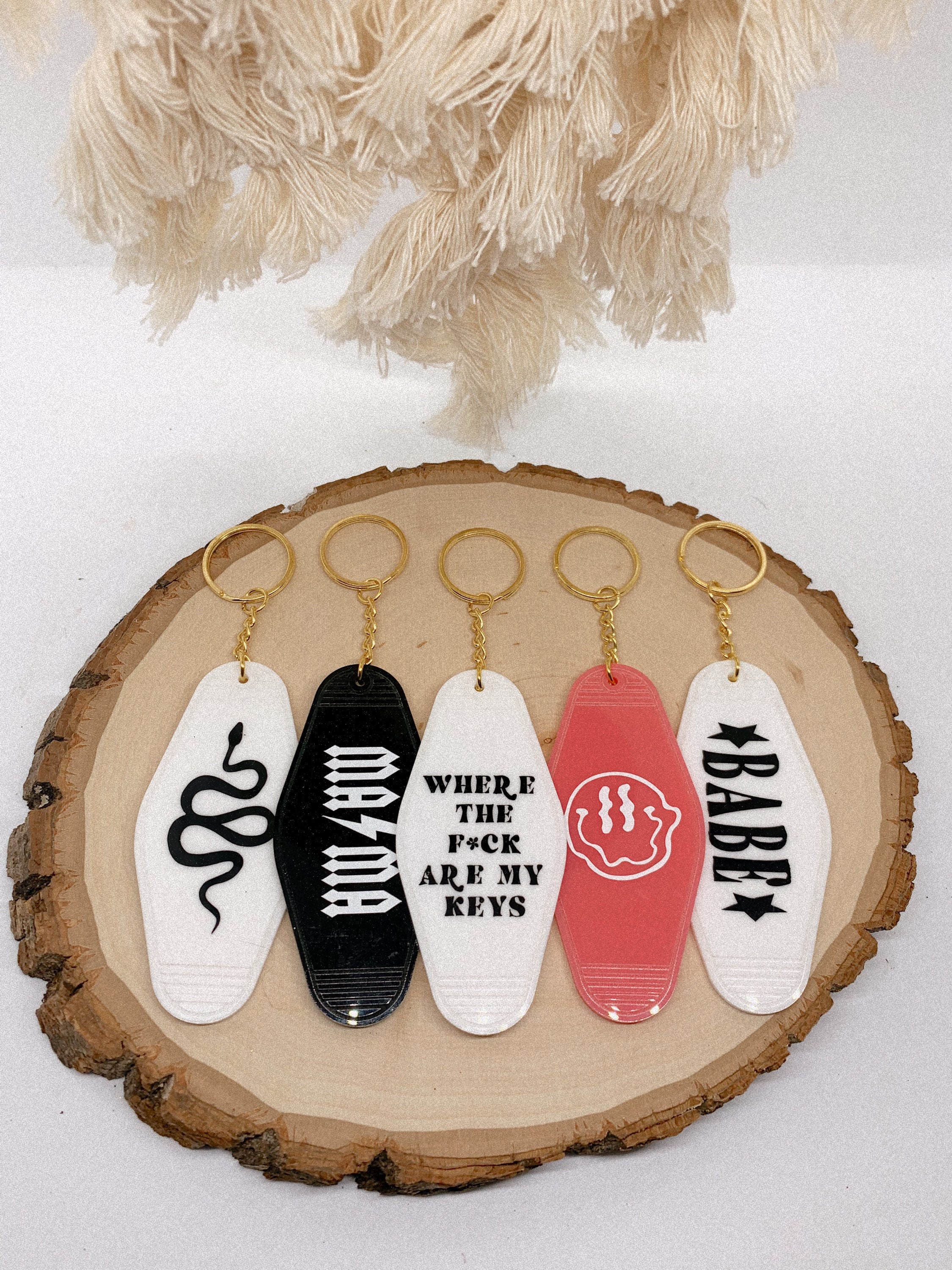 Vintage Motel Style Keychain | Vintage Motel Inspired | Fun Retro Key…