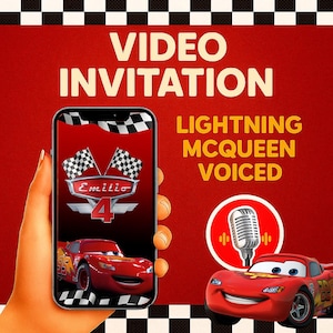 Puede incluir: Un fondo rojo con las palabras "VIDEO INVITATION" y "LIGHTNING MCQUEEN VOICED". Un smartphone muestra un diseño de coche de carreras rojo con el nombre "Emilio" y el número "4". También se muestra un coche de carreras rojo.